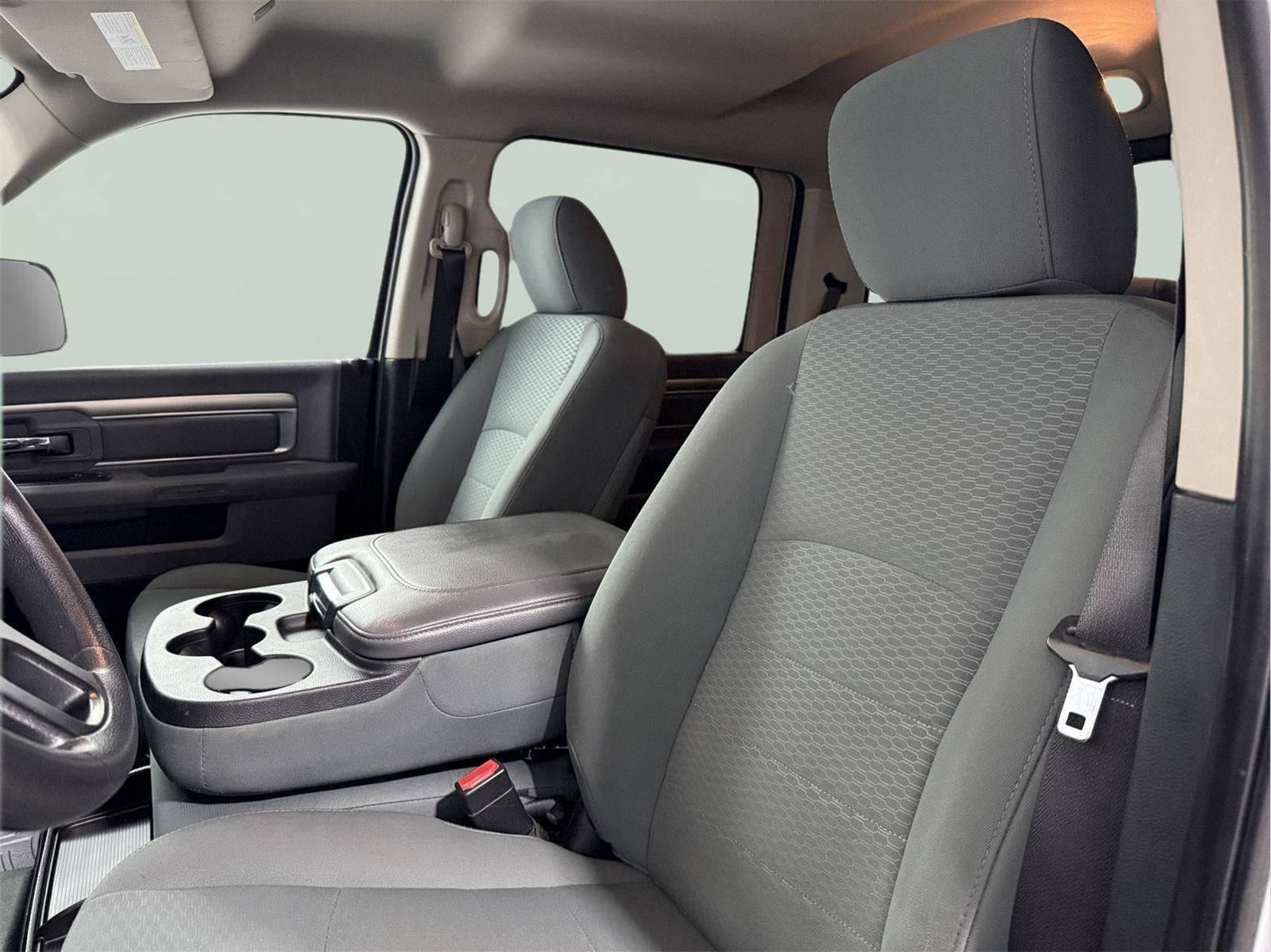 2018 RAM 2500 SLT Crew Cab 4x4 6'4' Box