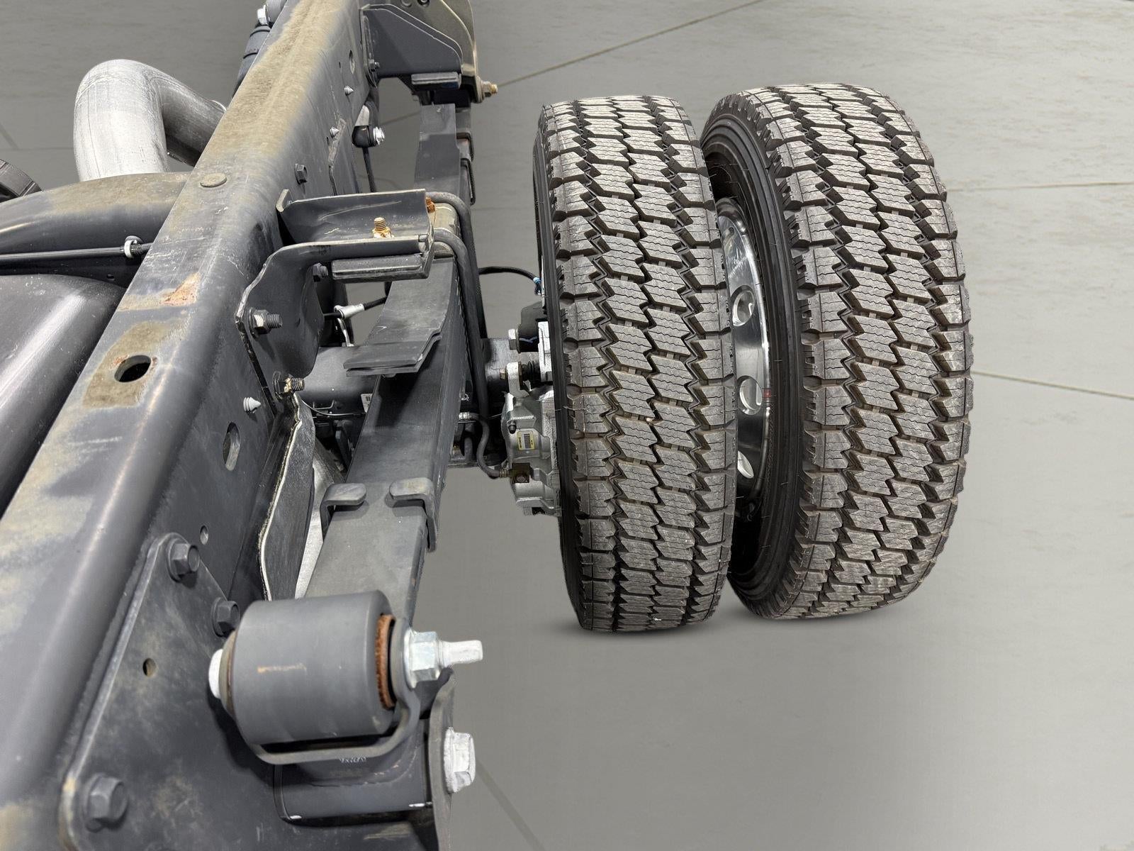 2024 RAM 5500 Chassis Tradesman/SLT