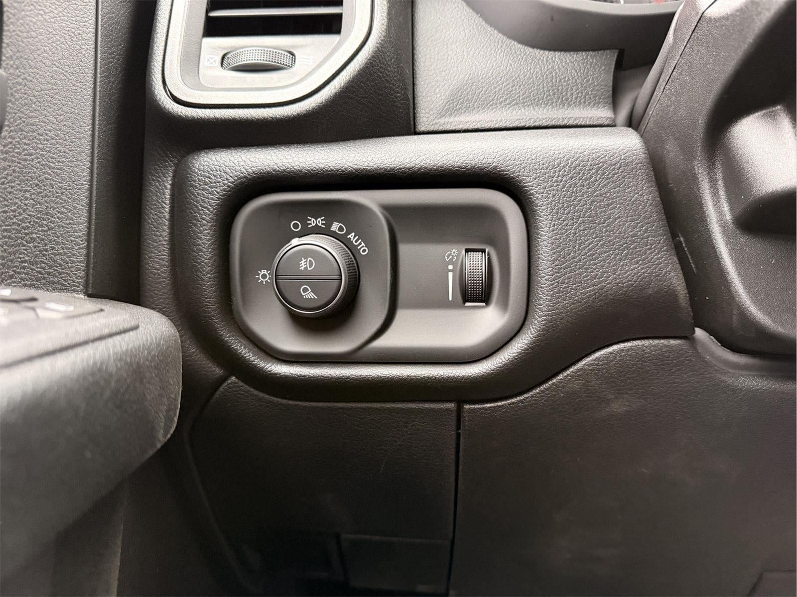 2026 RAM Ram 3500 Chassis Cab RAM 3500 TRADESMAN CREW CAB CHASSIS 4X4 60' CA