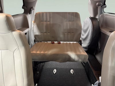 2020 Toyota Sienna LE
