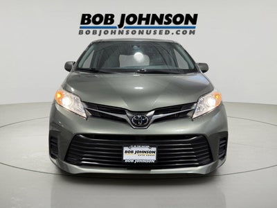 2020 Toyota Sienna LE