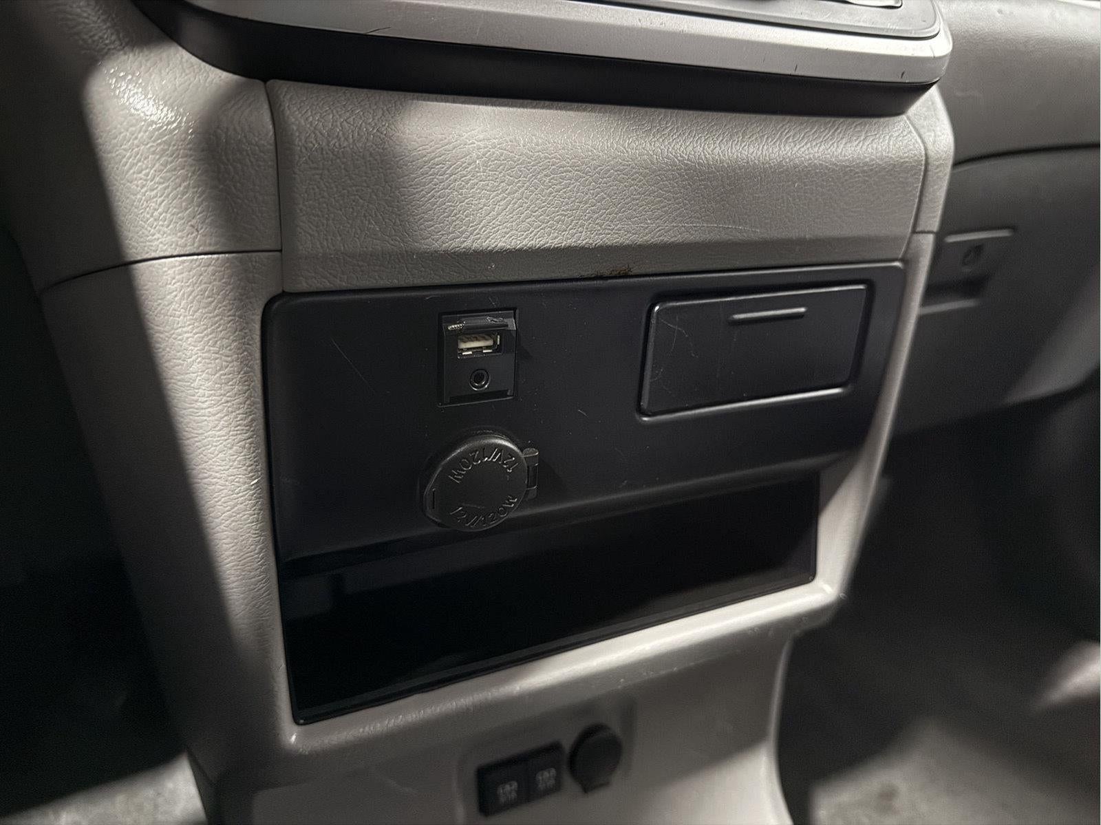 2020 Toyota Sienna LE