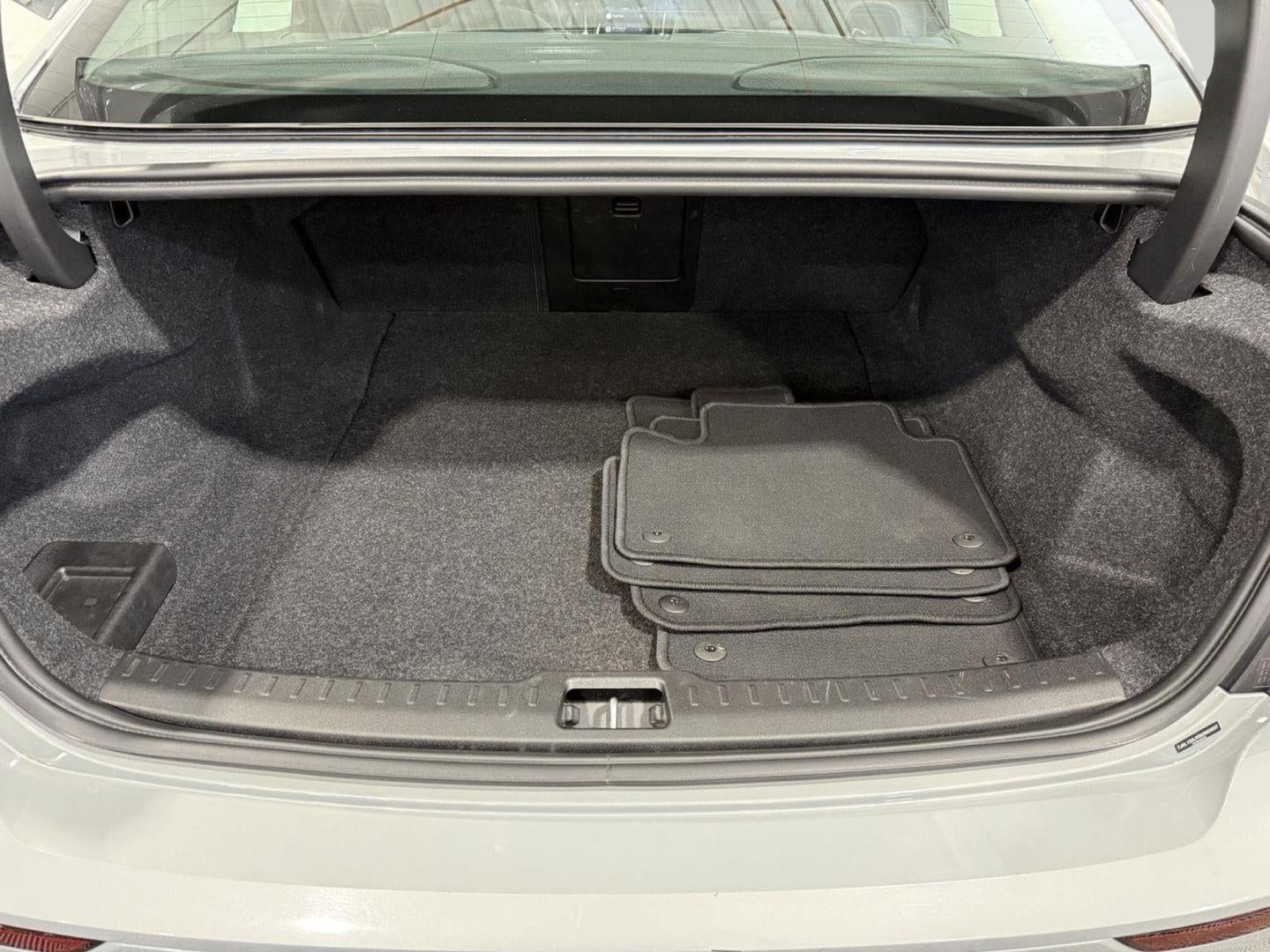 2025 Volvo S60 B5 Core