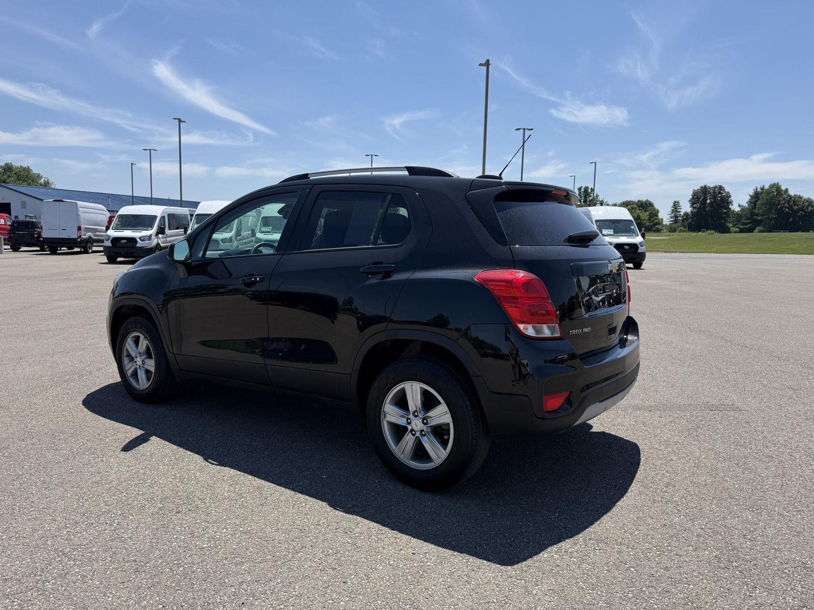 Used 2022 Chevrolet Trax LT with VIN KL7CJPSM2NB559612 for sale in Avon, NY