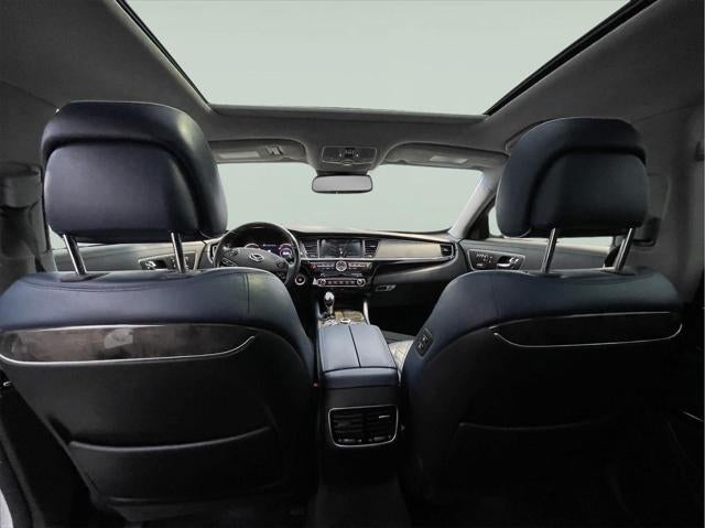 2015 Kia K900 Luxury