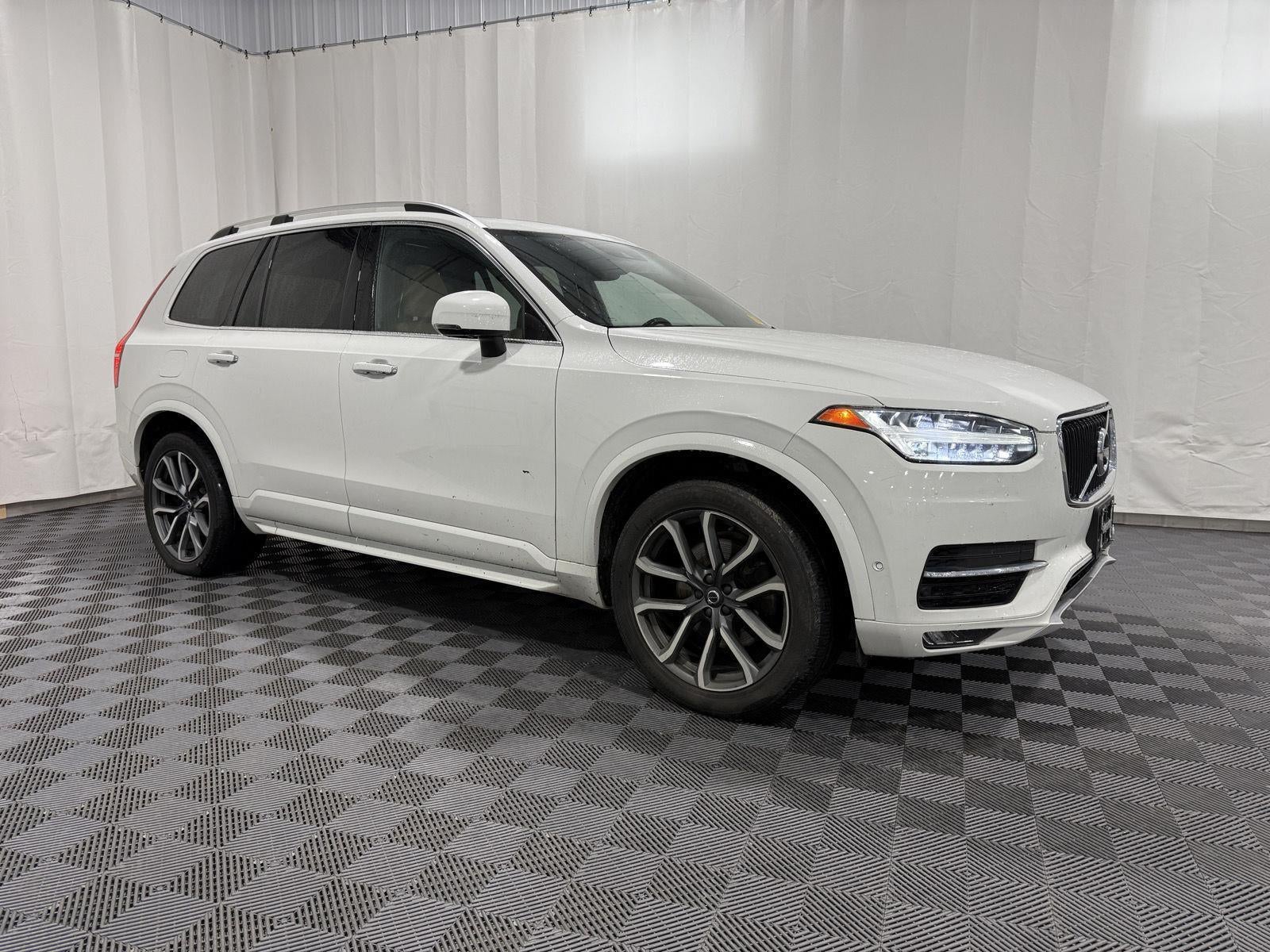 2018 Volvo XC90 Momentum