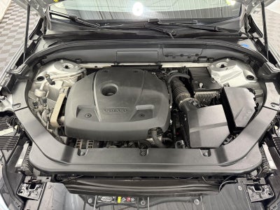 2021 Volvo XC60 T6 Momentum