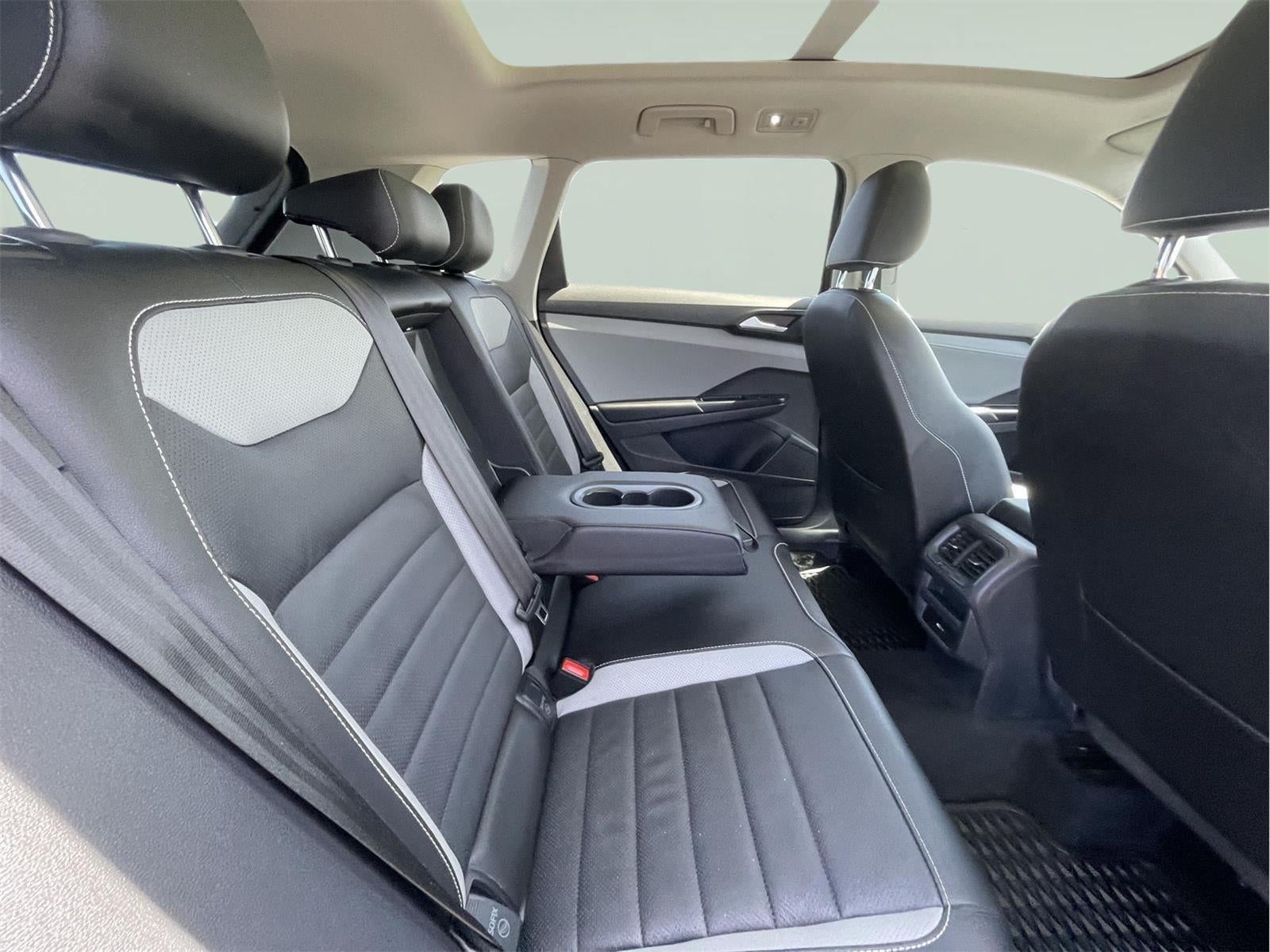 2023 Volkswagen Taos SEL
