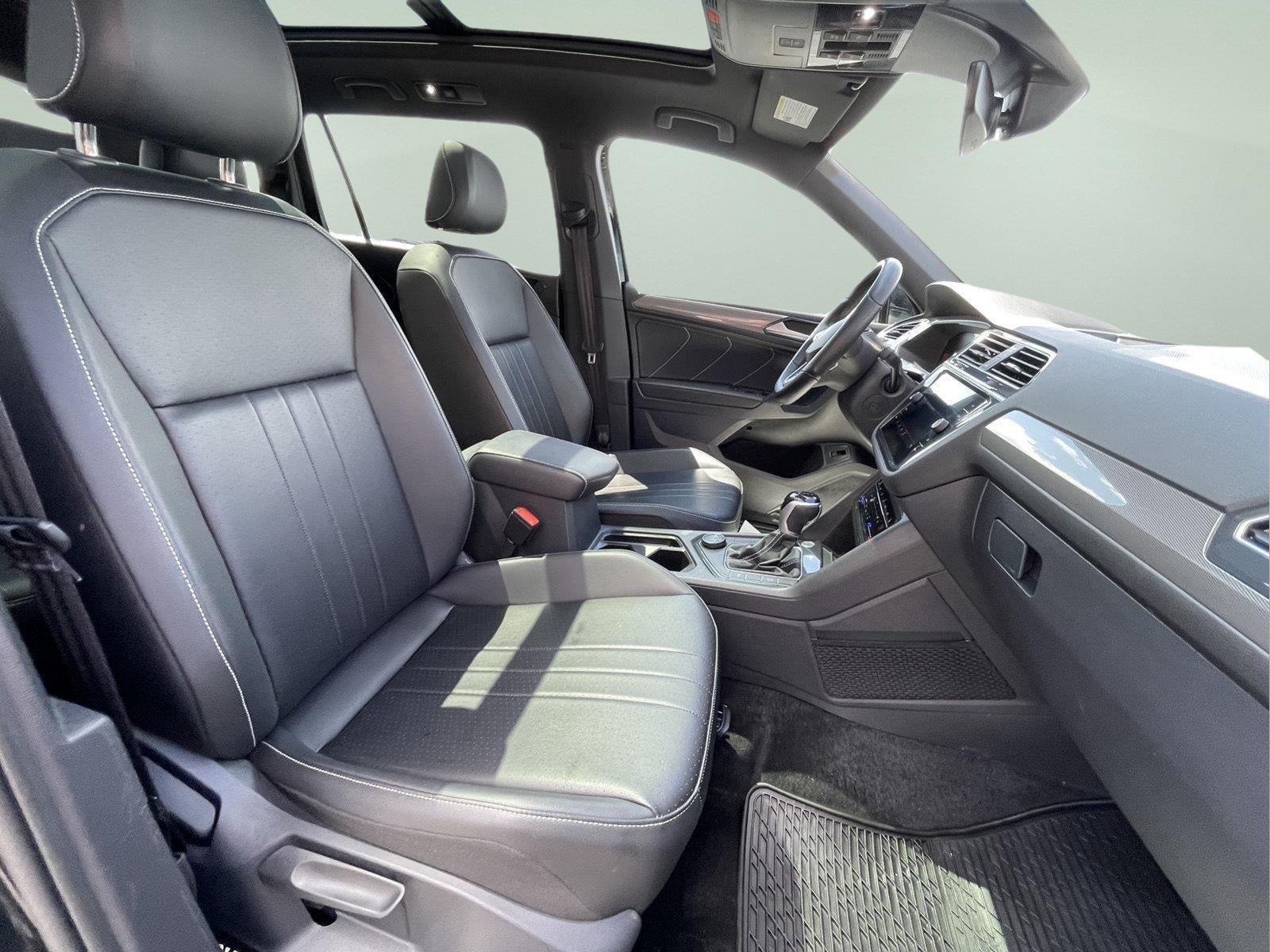 2024 Volkswagen Tiguan SE R-Line Black