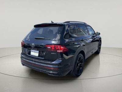 2024 Volkswagen Tiguan SE R-Line Black
