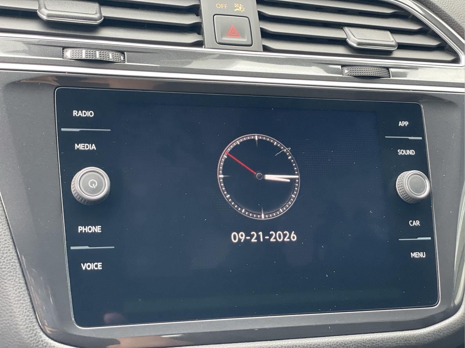 2024 Volkswagen Tiguan SE R-Line Black