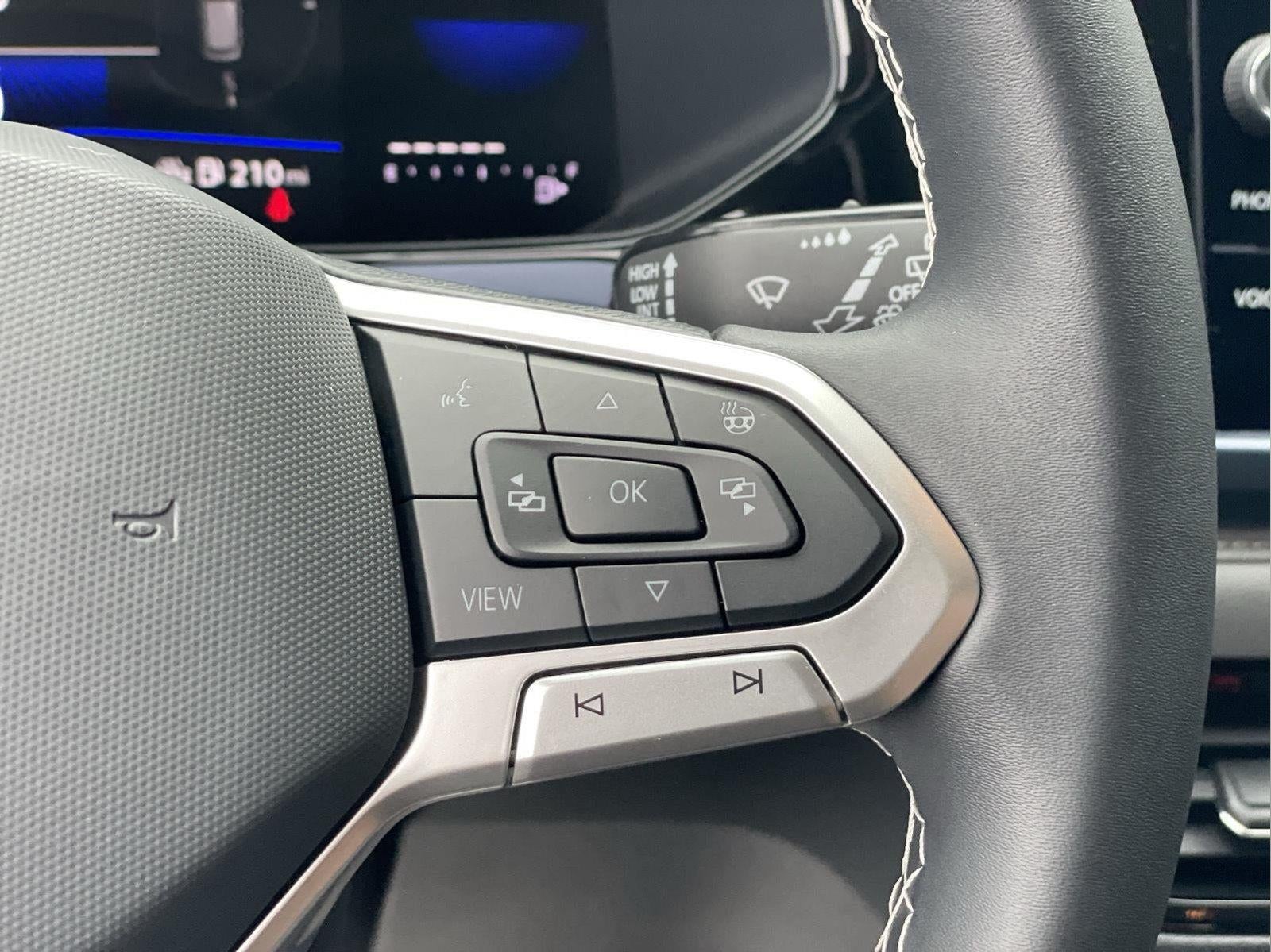 2024 Volkswagen Taos SE