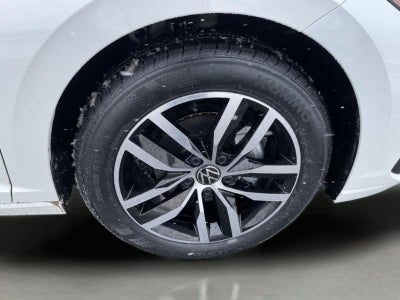 2025 Volkswagen Jetta SE