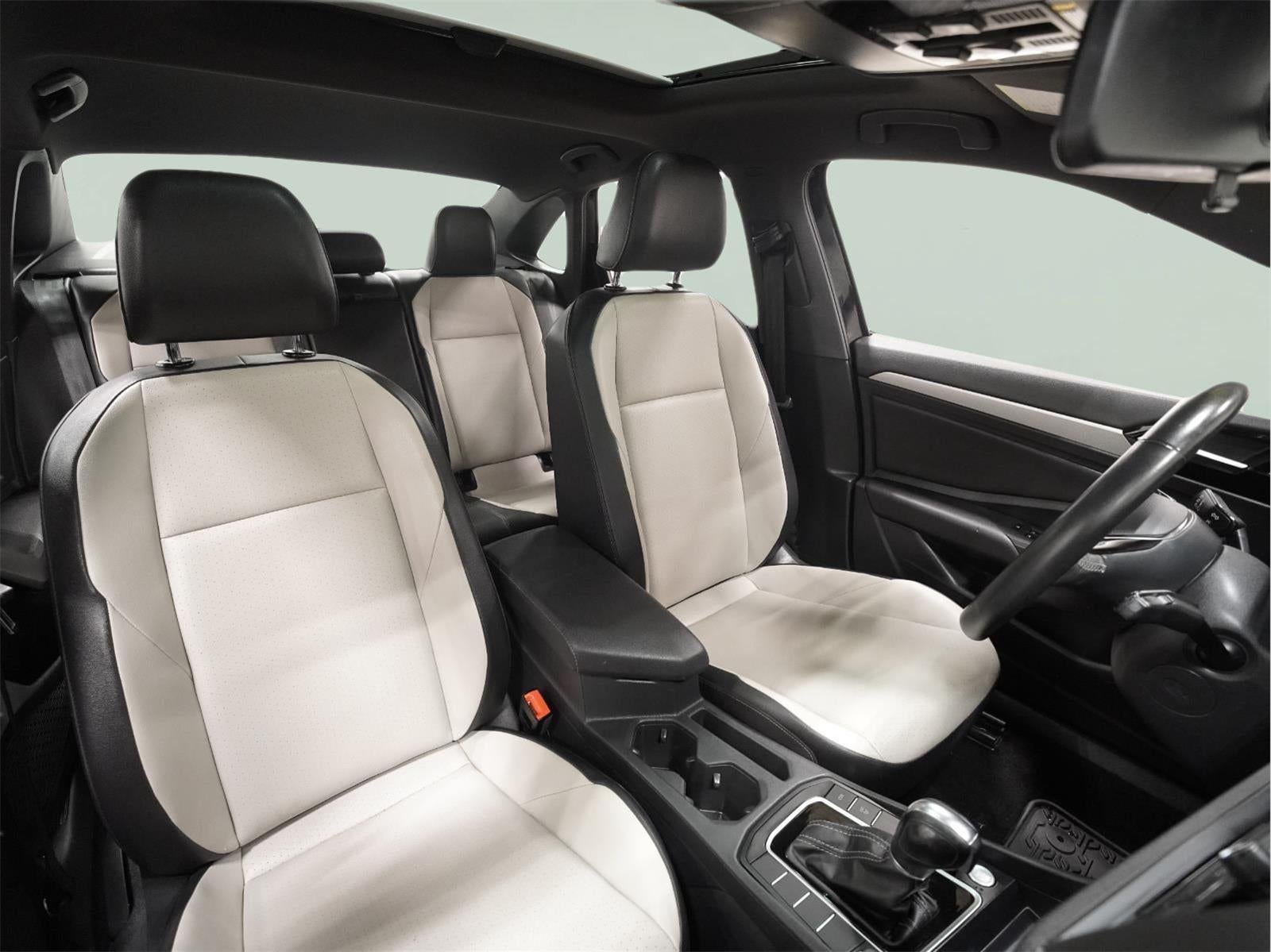 2019 Volkswagen Jetta R-Line