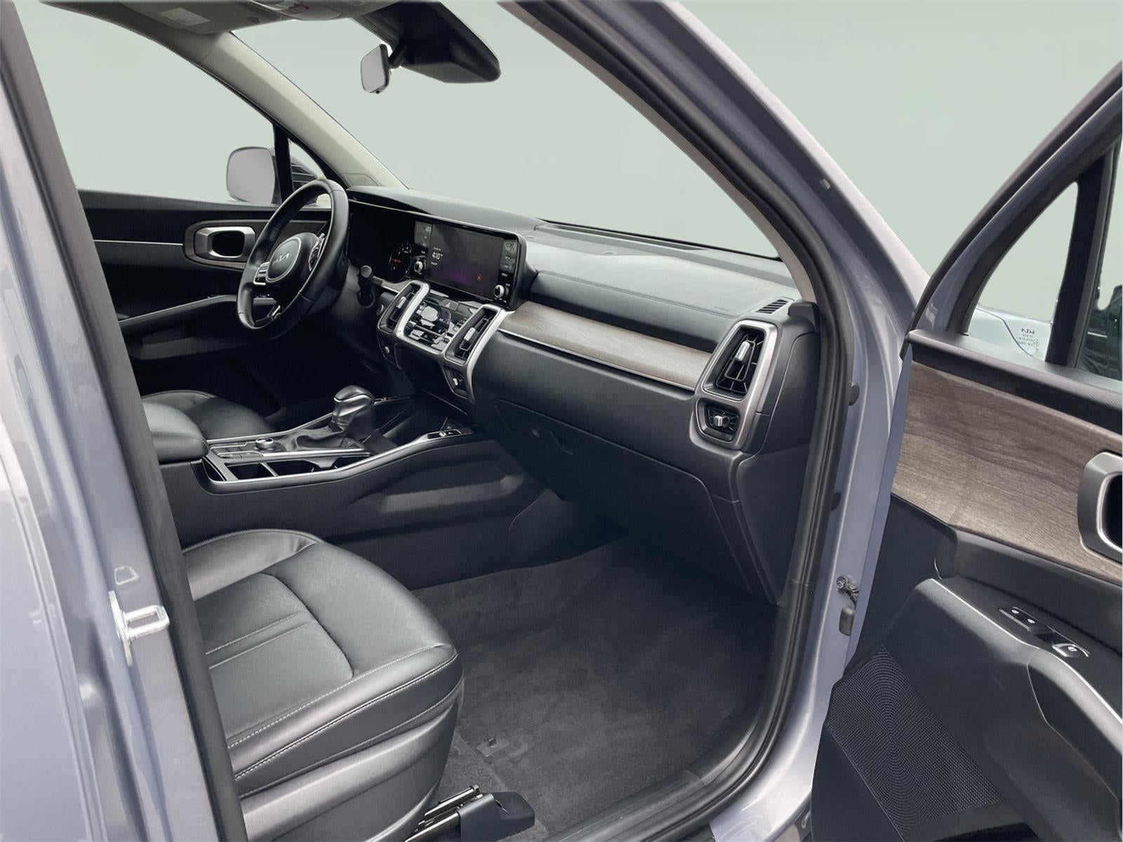 2023 Kia Sorento X-Line S
