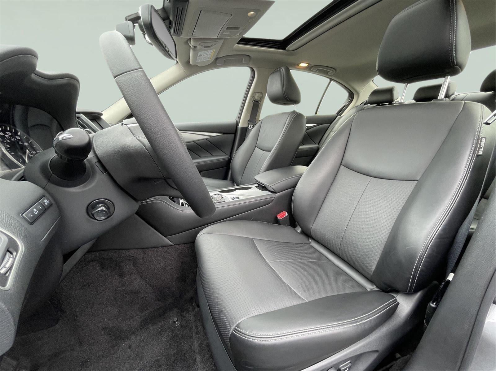 2023 INFINITI Q50 LUXE