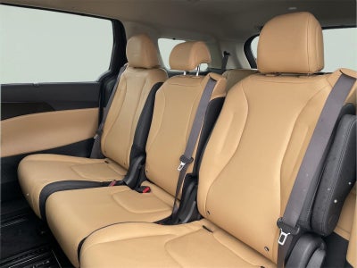 2023 Kia Carnival EX