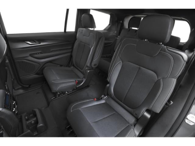 2027 Jeep Grand Cherokee Laredo X