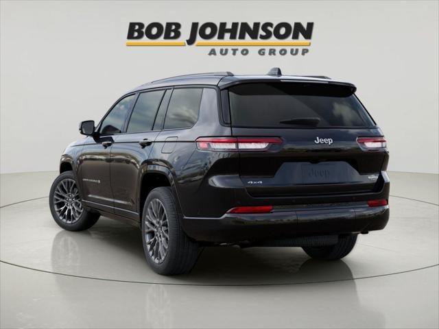 2026 Jeep Grand Cherokee Base