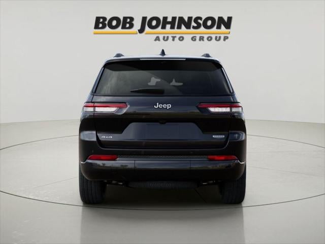 2026 Jeep Grand Cherokee Base
