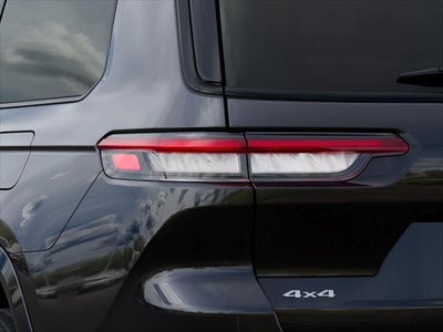 2026 Jeep Grand Cherokee Base