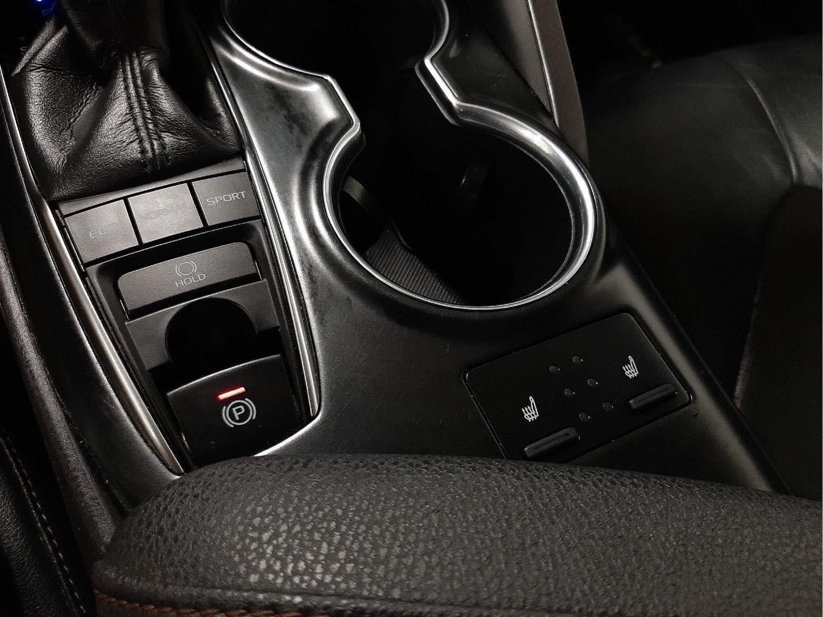 2019 Toyota Camry XLE