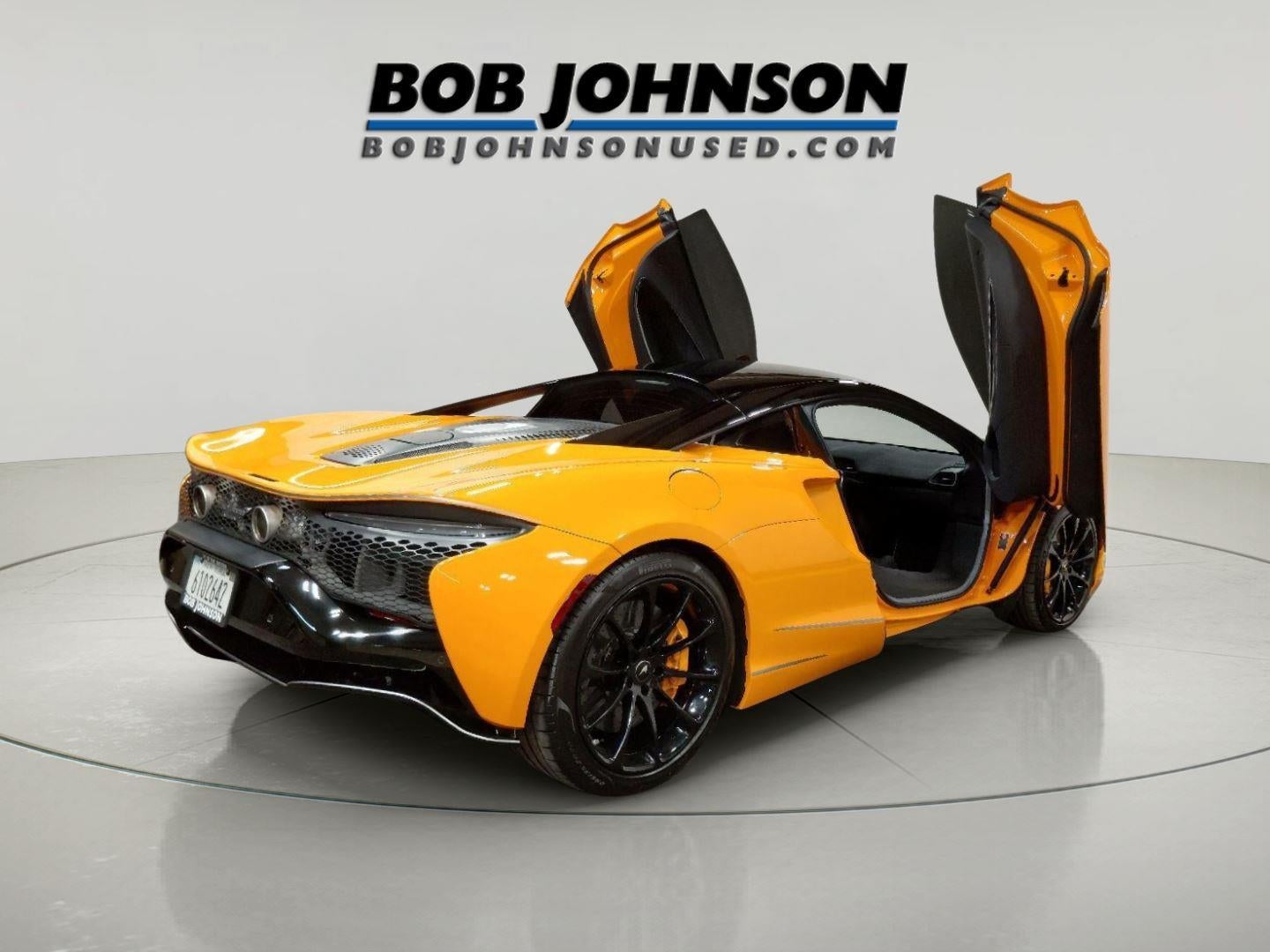 2023 McLaren Artura TechLux